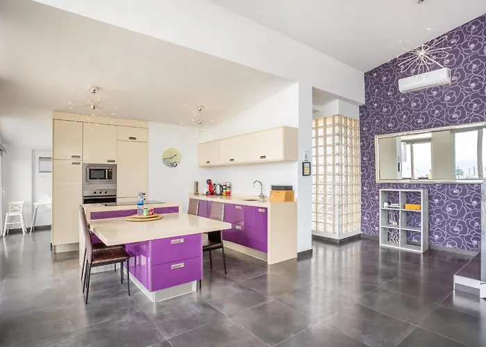 Dom wakacyjny Olbia Charming Dreamview With Jacuzzi